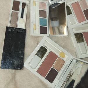 Clinique Eyeshadow & Cheek Compact in Rose, Champagne and Teal Accents